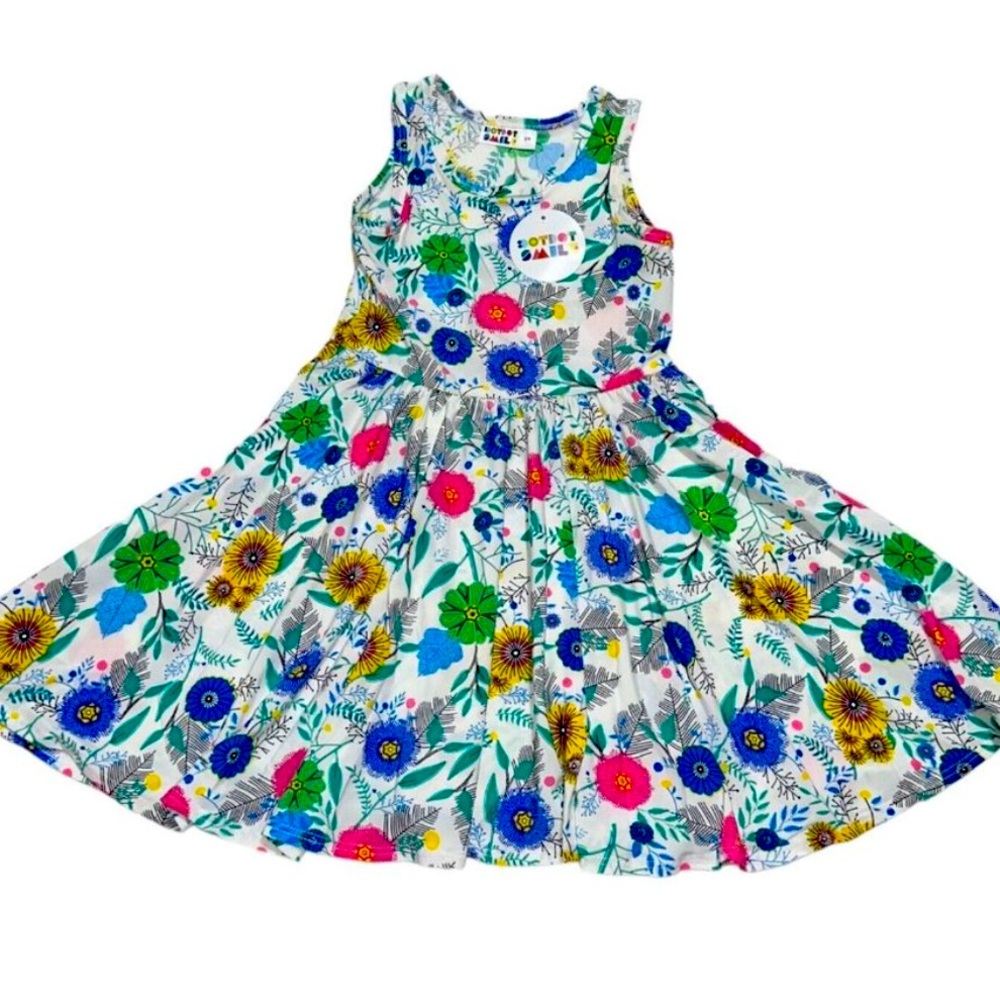 Dot Dot Smile, NWT
